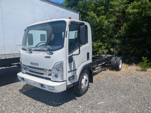 2024 ISUZU NPR HD 200796-01