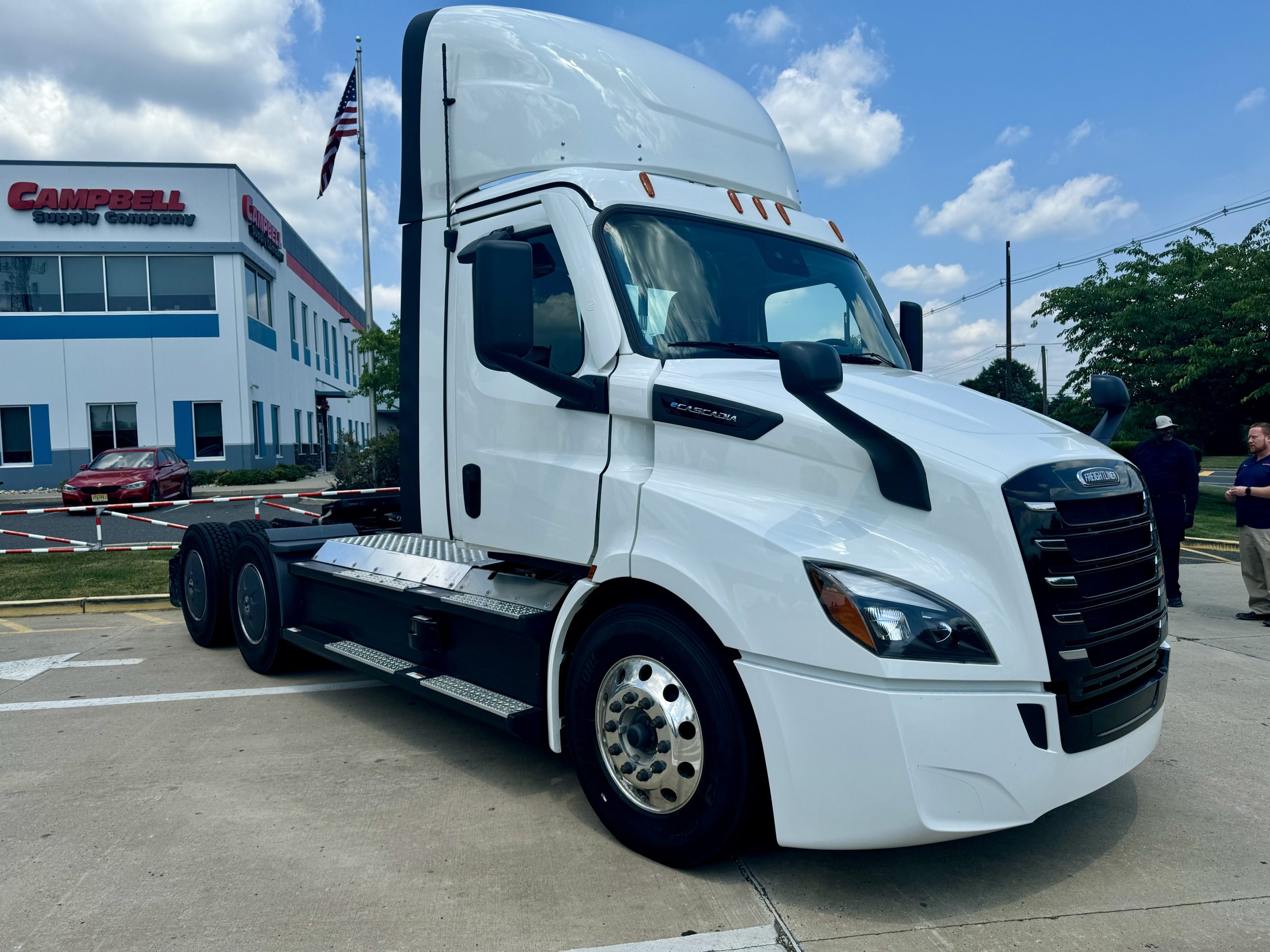 2024 Freightliner EP116 - image 1 of 6