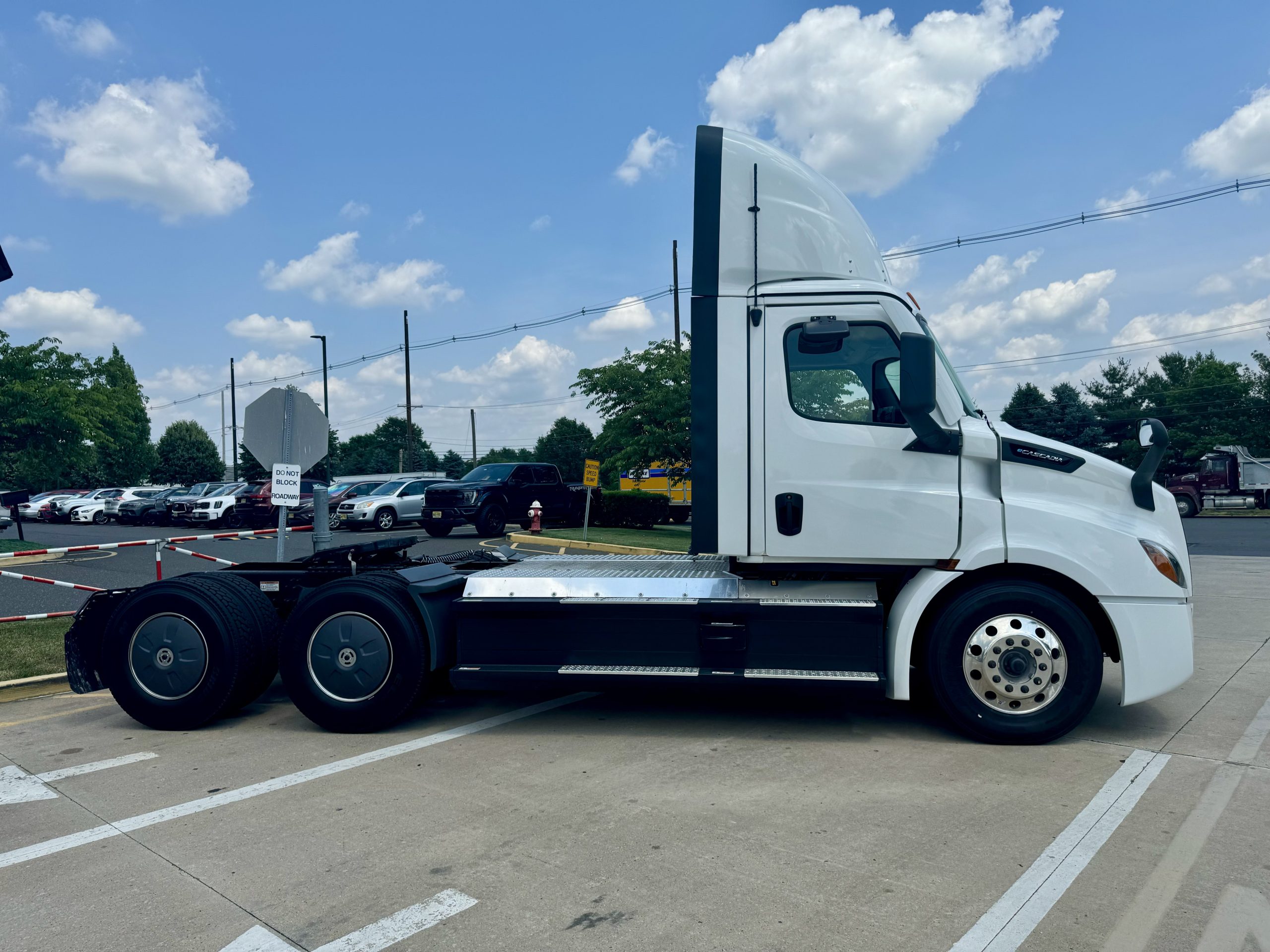 2024 Freightliner EP116 - image 6 of 6