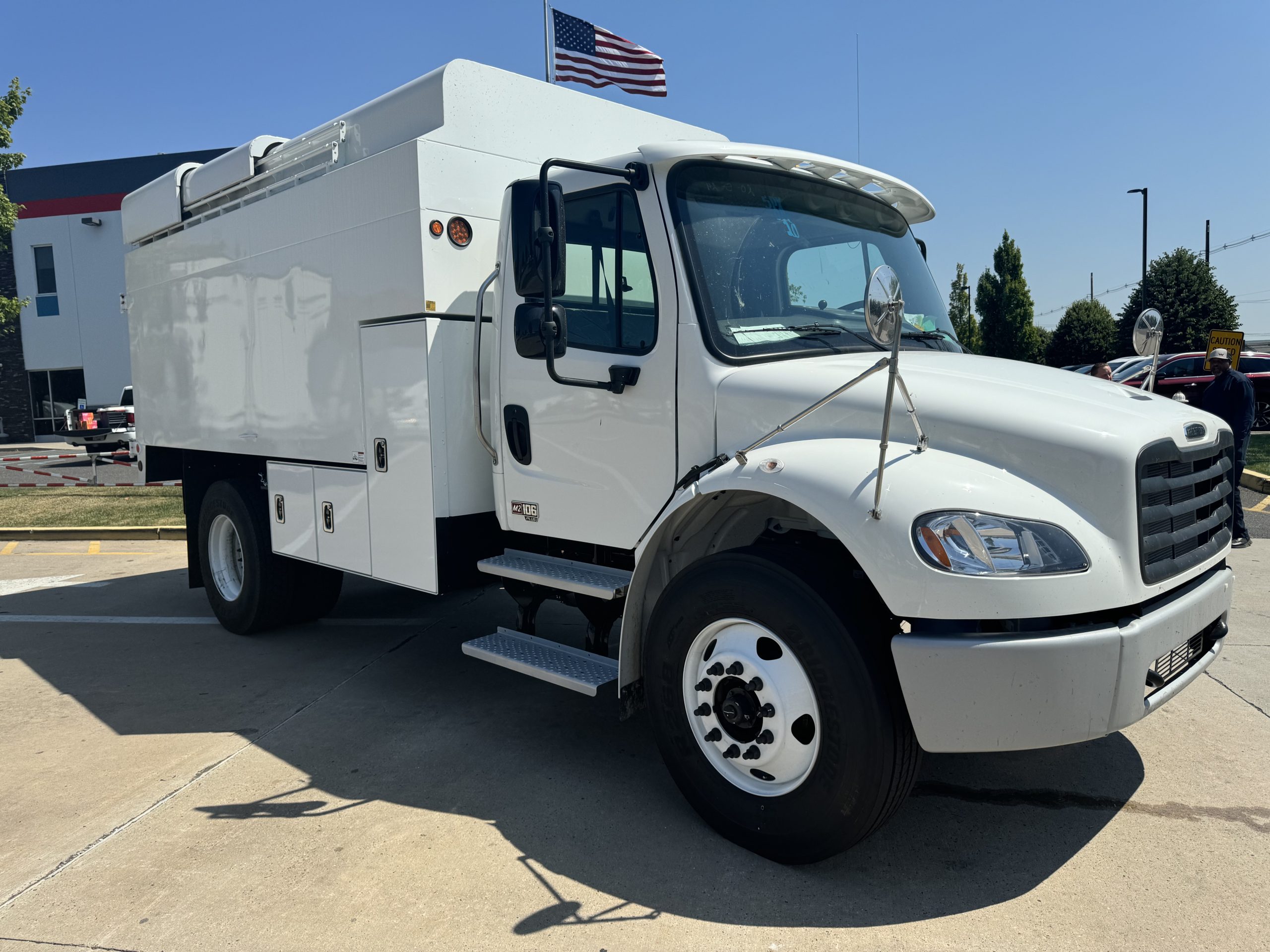 2025 Freightliner M2106 - image 1 of 6