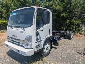 2024 ISUZU NRR 203676-01