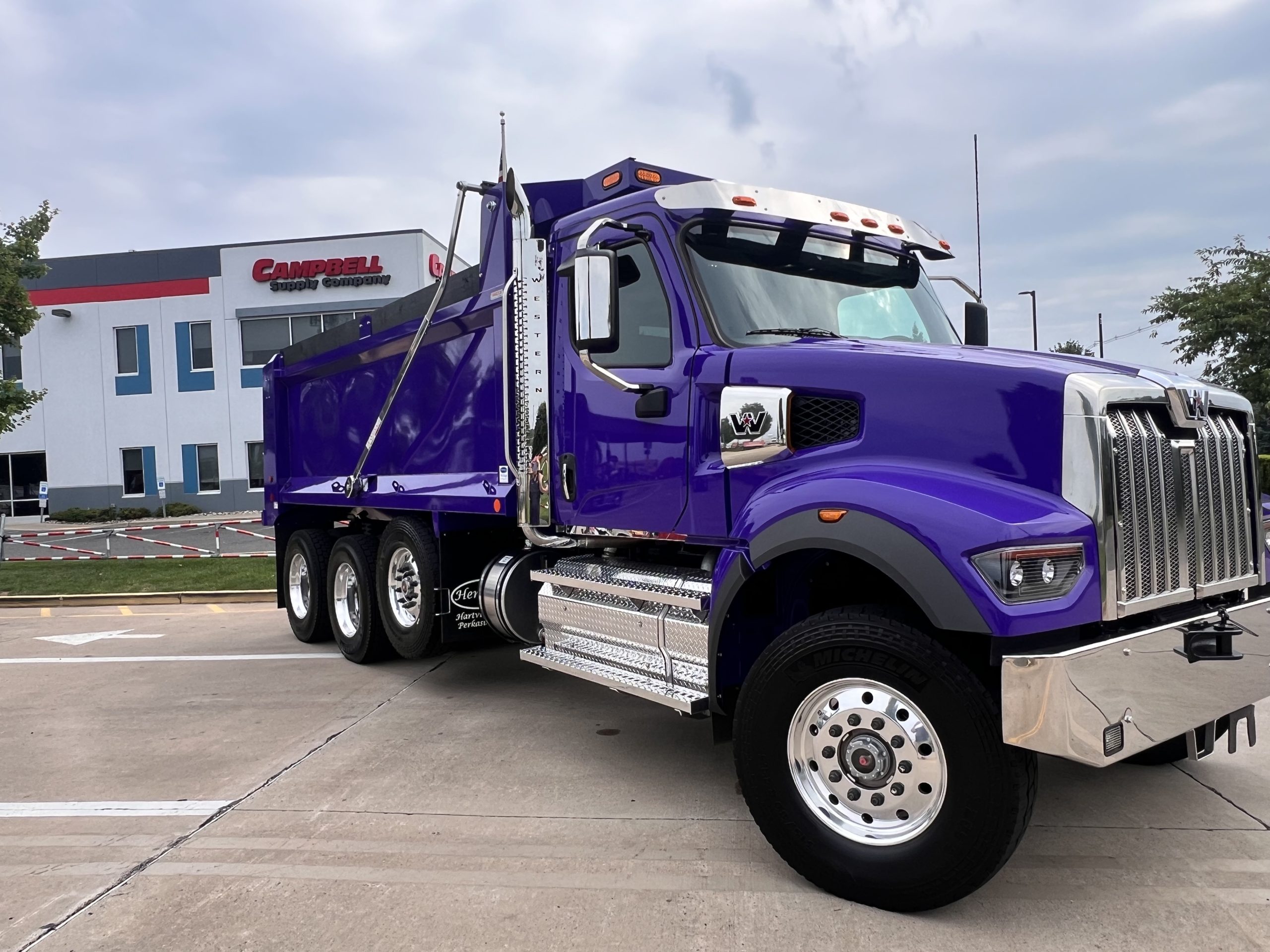 2025 Western Star Trucks 49X - image 6 of 6