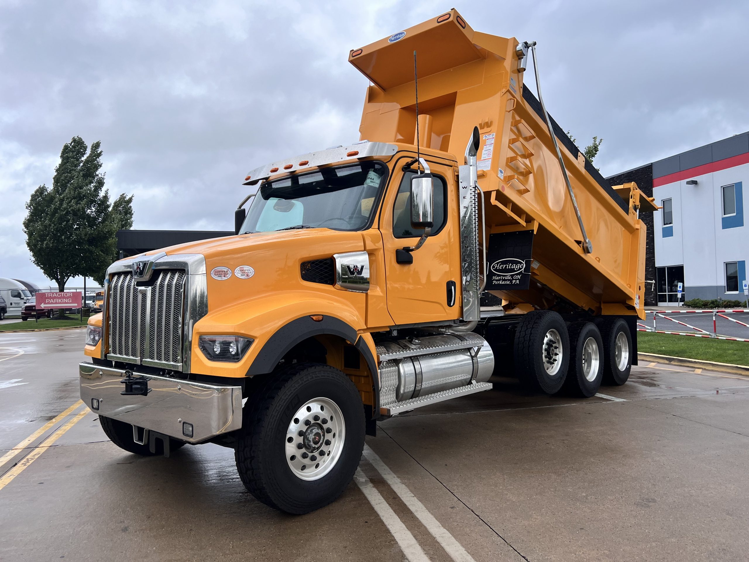 2025 Western Star Trucks 49X - image 1 of 6