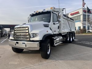 2025 FREIGHTLINER 114SD 202789-01