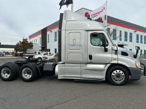 2019 Freightliner CASCADIA 113 195847-01