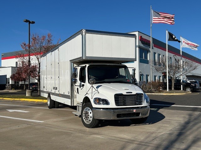 2021 FREIGHTLINER M2106 - image 1 of 6