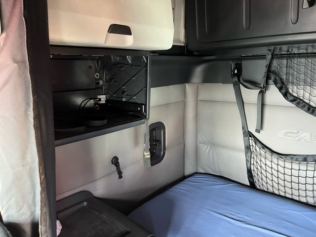 2019 Freightliner CASCADIA PT126 - image 6 of 6