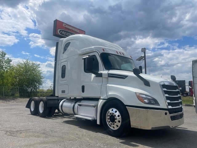 2019 Freightliner CASCADIA 126 - image 4 of 6