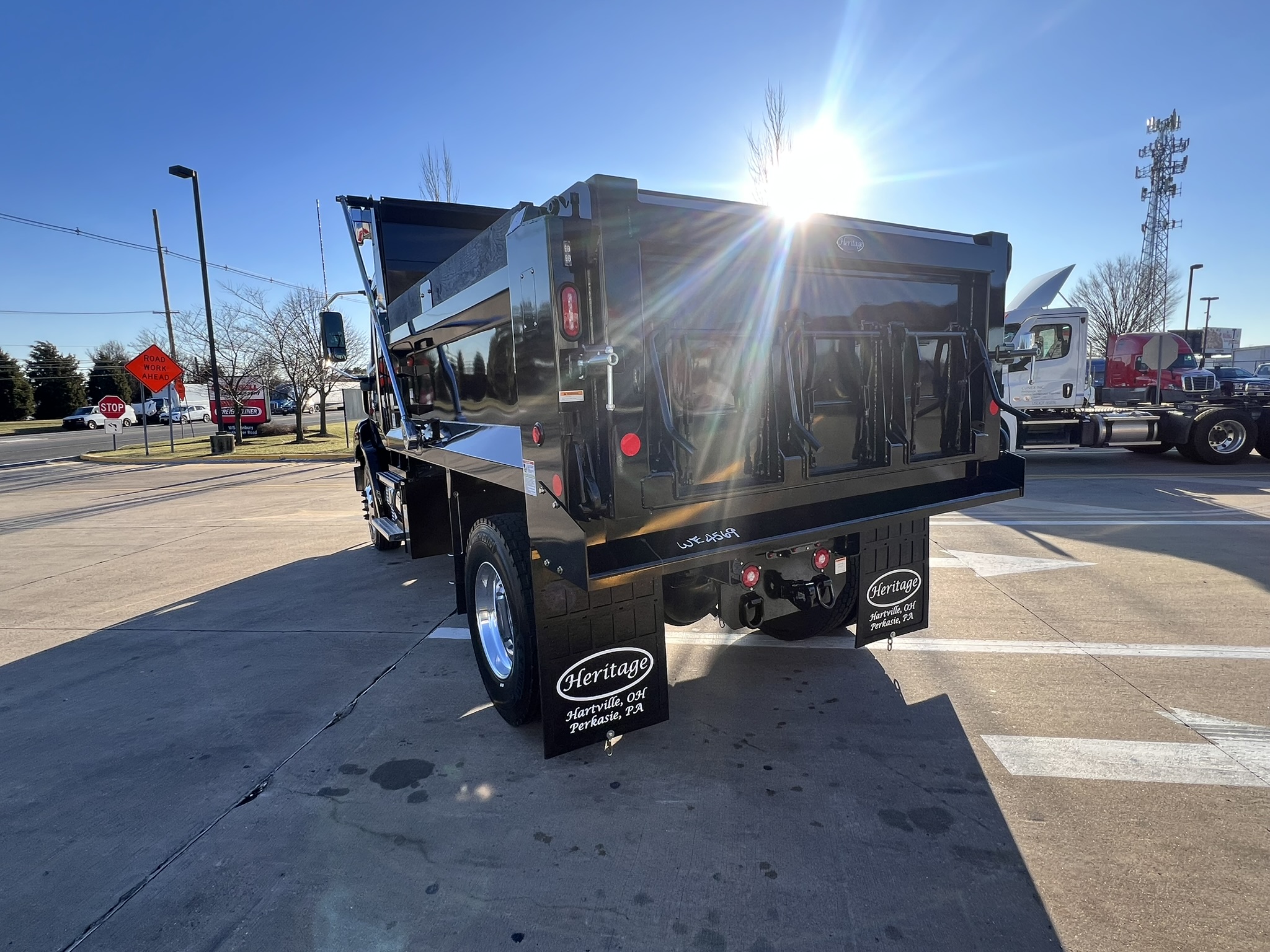 2025 Western Star Trucks 47X - image 4 of 6