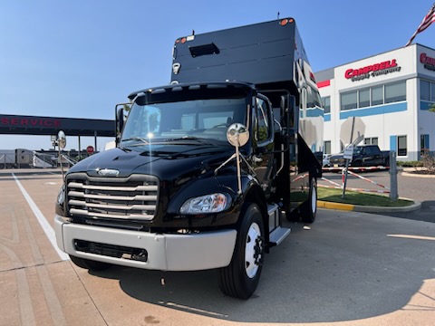 2025 FREIGHTLINER M2106 - image 1 of 6