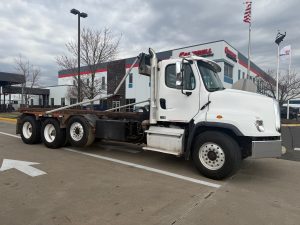 2017 FREIGHTLINER 114SD 154042-01