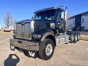 2025 Western Star Trucks 49X 207777-01